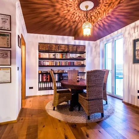 Apartamento Wohlfuehloase Mit Blick Auf Trier